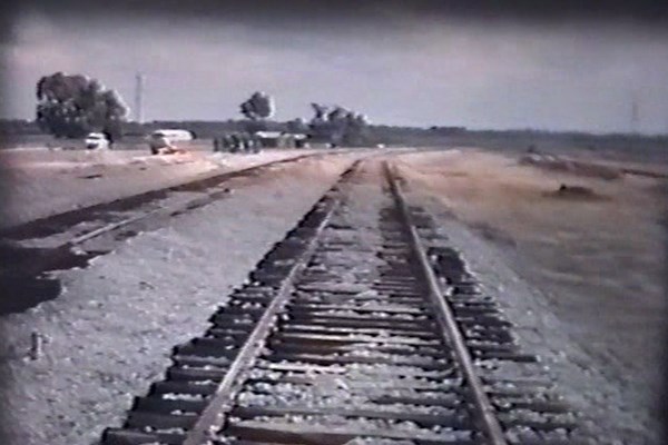 alte schwarz-weiss Aufnahmen von Bahngleis im IZ NÖ-Süd