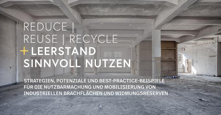 Leere, alte Industriehalle