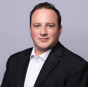 Portraitfoto Daniel Czipin