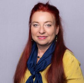 Portraitfoto Doris Grundei
