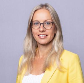 Portraitfoto Karin Herzog