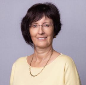 Portraitfoto Doris Kloibhofer