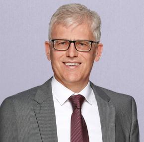 Portraitfoto Heribert Löcker