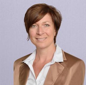 Portraitfoto Claudia Mayerhofer