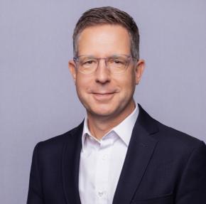 Portraitfoto Christoph Steiner