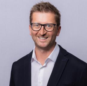 Portraitfoto Roland Zellhofer