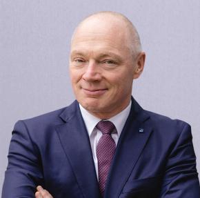 Portraifoto Helmut Miernicki