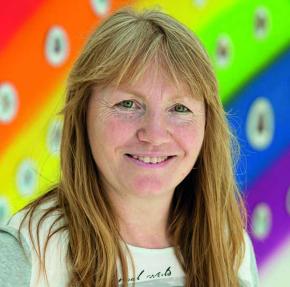 Porträtbild Claudia Burgmann