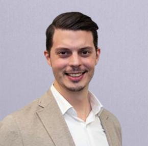 Portraitfoto Peter Schönfelder