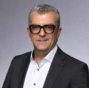 Portraitfoto Ernst Halkort