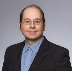 Portraitfoto Jakob Hobbiger