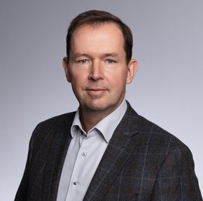 Portraitfoto Stefan Hofer