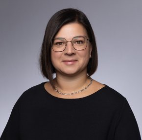 Portraitfoto Kerstin Hollnsteiner