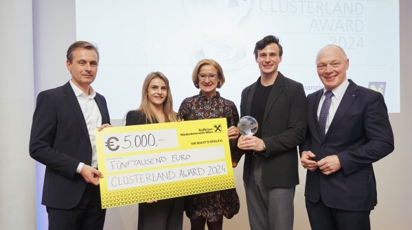 Gewinnerbild mit Up!crete Projekteam 