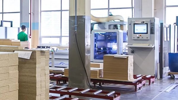 CNC Maschine im Holzbau