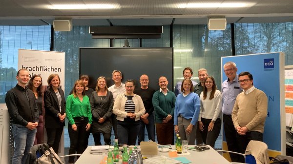 Großes Gruppenfoto Brachflächenvernetzungstreffen im WZN