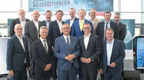 Gruppenfoto Wasserstoff-Event