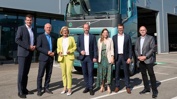 Betriebsbesuch VOLVO-Headquarter von LH Johanna Mikl-Leitner