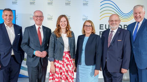 Gruppenfoto „Invest in Health“ beim Europa-Forum Wachau 2024