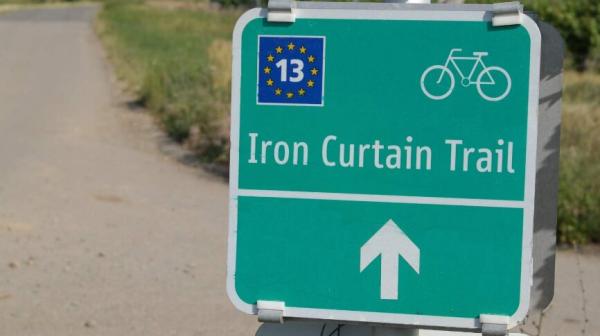 Radtafel mit Iron Curtain Trail